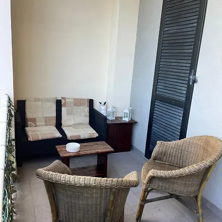 Con Posto Auto Apartament *