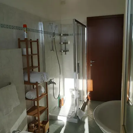 Con Posto Auto Apartment Viareggio