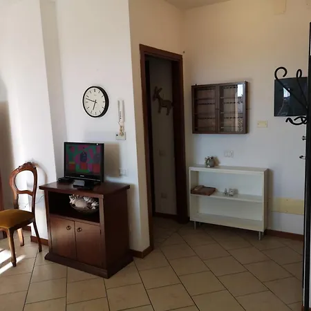 Con Posto Auto Apartament *