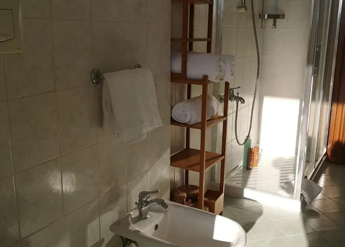 Con Posto Auto Apartament *