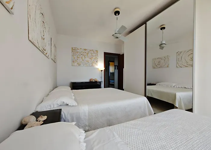 Apartament Con Posto Auto Viareggio