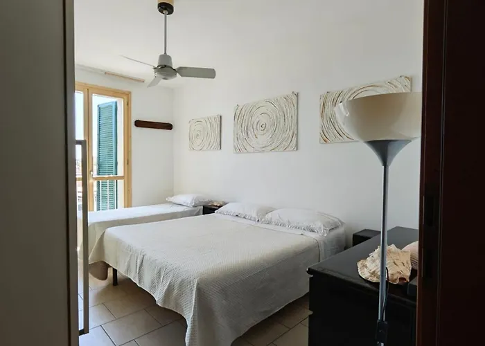 Con Posto Auto * Viareggio